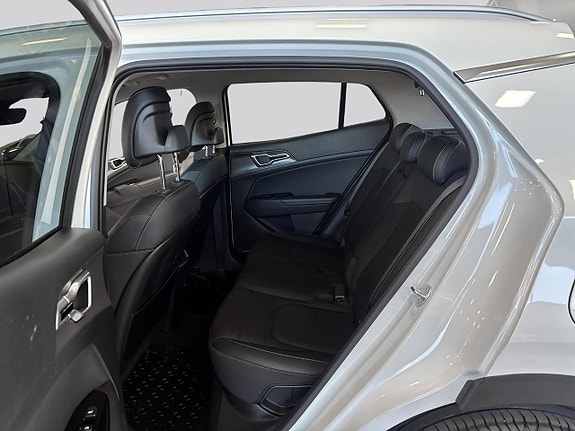 Kia Sportage 9 of 17