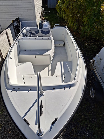Ryds 530gt. Evinrude e-tec. Trailer. 4 of 9