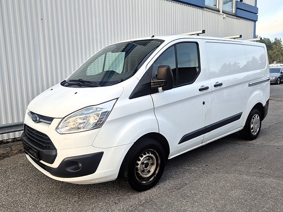 Ford Transit Custom 2 of 29