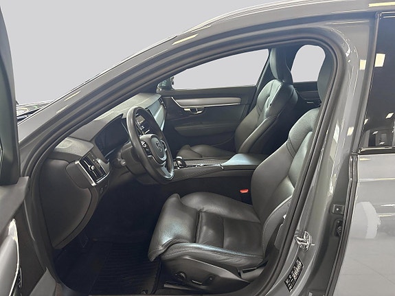 Volvo V90 Cross Country 9 of 19