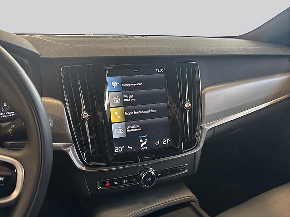 Volvo V90 Cross Country 12 of 19