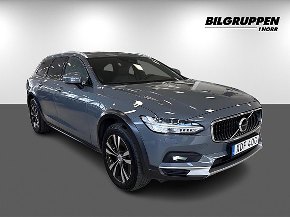 Volvo V90 Cross Country 4 of 19