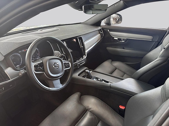 Volvo V90 Cross Country 18 of 19