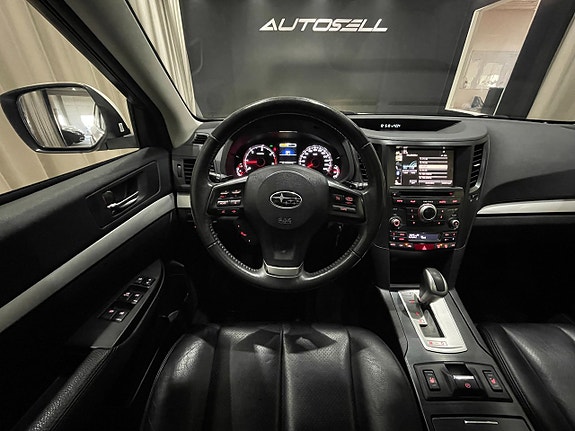 Subaru Outback 18 of 26
