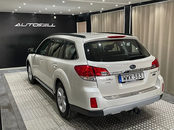 Subaru Outback 6 of 26