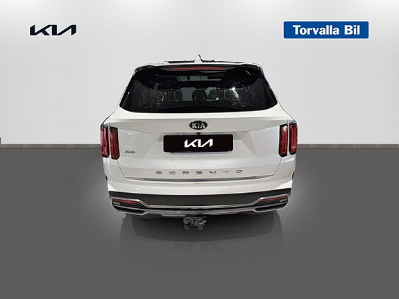 Kia Sorento 5 of 15