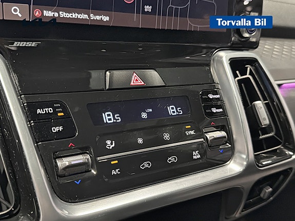 Kia Sorento 12 of 15
