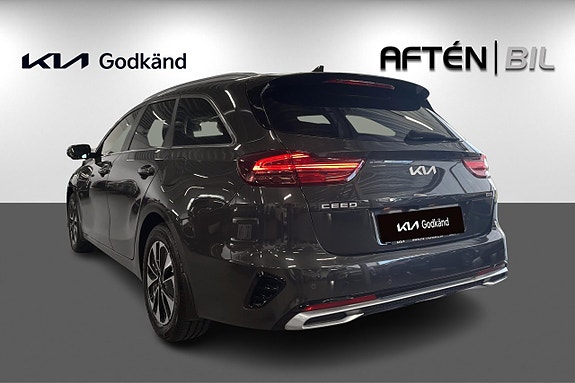 Kia Ceed 8 of 25