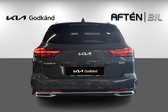 Kia Ceed 7 of 25