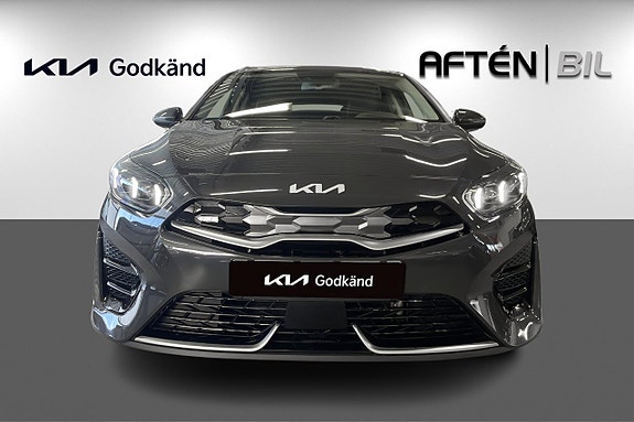 Kia Ceed 3 of 25
