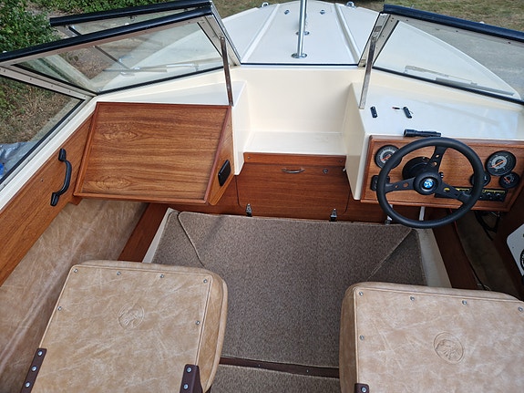 Uttern 520 Sport 12 of 26