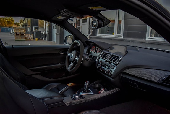 BMW M2 6 of 8