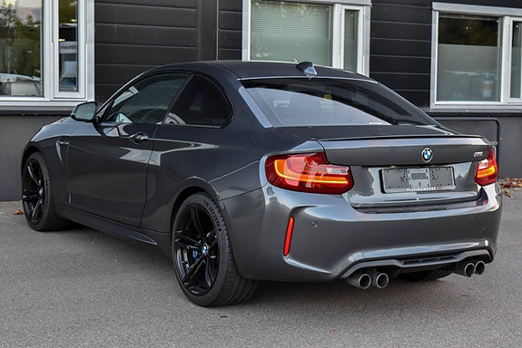 BMW M2 4 of 8