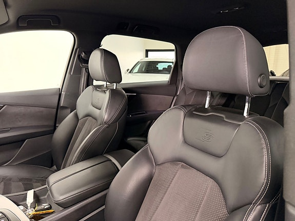 Audi Q7 16 of 30
