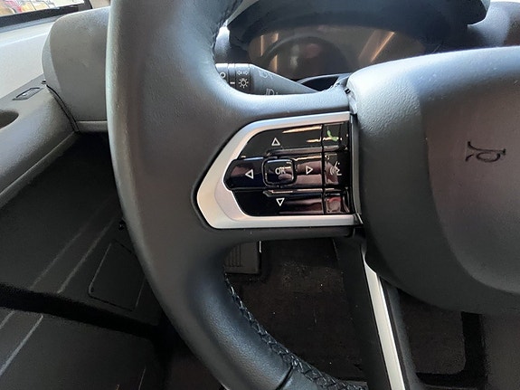 Adria Sonic Supreme 700 DL / ALDE / Hydraulben / Solcell / Automat / Långbäddar 22 of 26