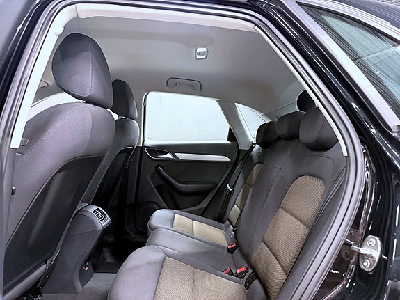Audi Q3 11 of 12