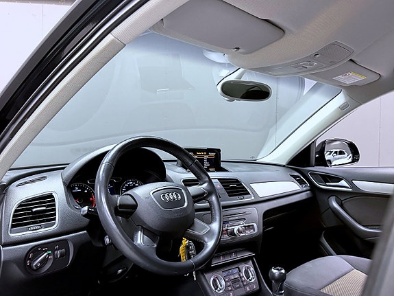 Audi Q3 7 of 12