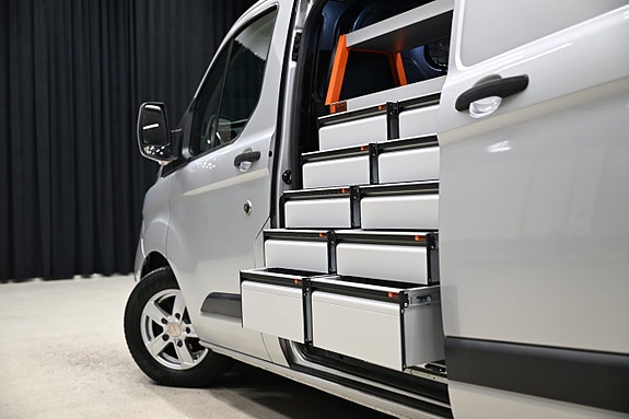 Ford Transit Custom 7 of 30