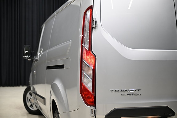 Ford Transit Custom 20 of 30