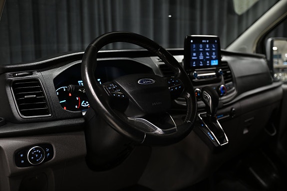Ford Transit Custom 23 of 30