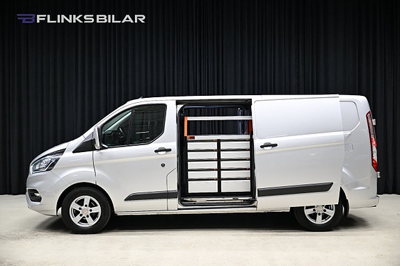 Ford Transit Custom 2 of 30