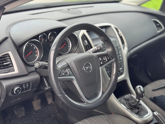 Opel Astra 5 of 5
