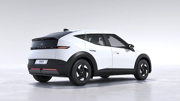 Hyundai Ioniq 3 5 of 9