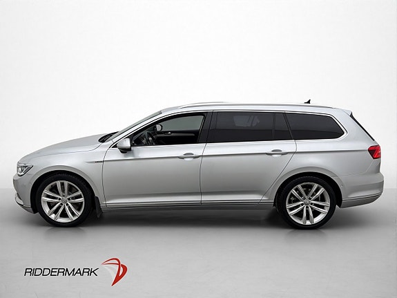 Volkswagen Passat 4 of 30