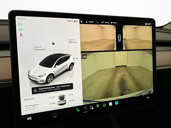 Tesla Model Y 20 of 30