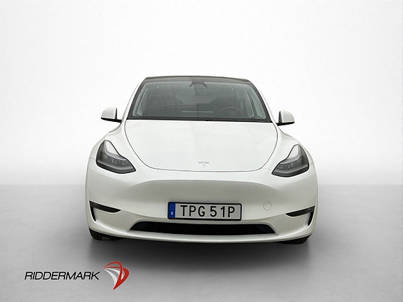 Tesla Model Y 3 of 30