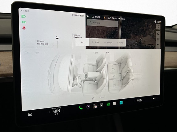 Tesla Model Y 24 of 30