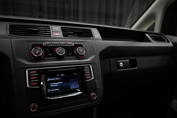 Volkswagen Caddy Maxi 27 of 30