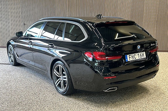 BMW 530e 3 of 12