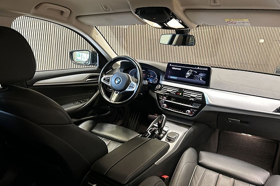 BMW 530e 5 of 12