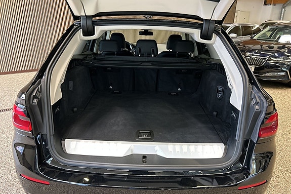 BMW 530e 7 of 12