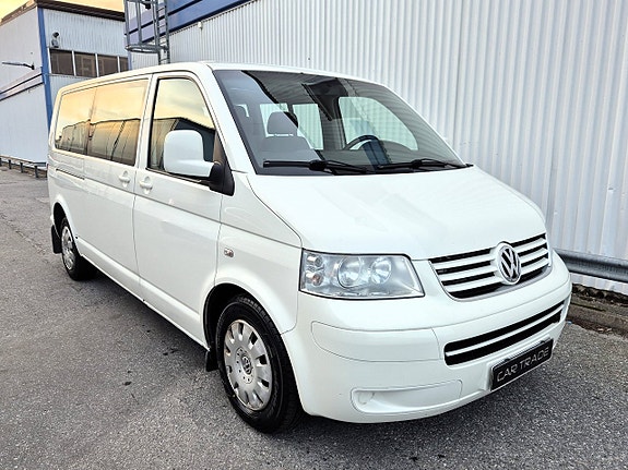Volkswagen Caravelle 3 of 24