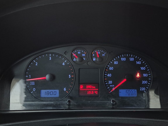 Volkswagen Caravelle 15 of 24