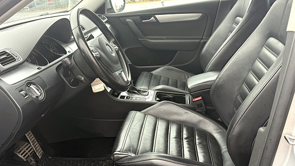 Volkswagen Passat Alltrack 9 of 10