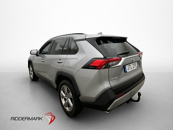 Toyota RAV4 8 of 30