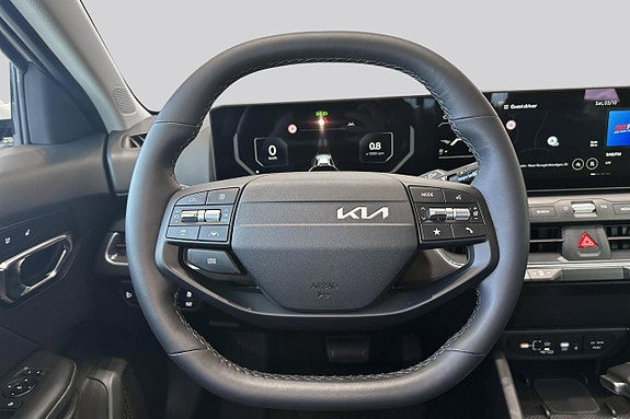 Kia K4 9 of 22