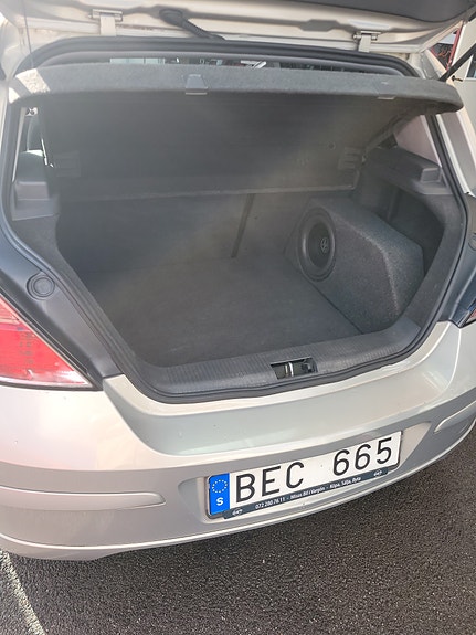 Opel Astra 8 of 8