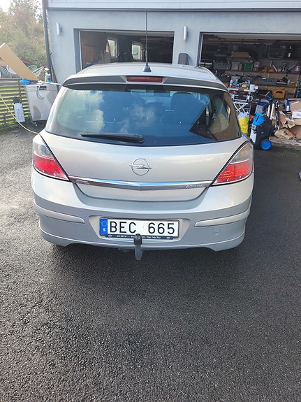 Opel Astra 3 of 8