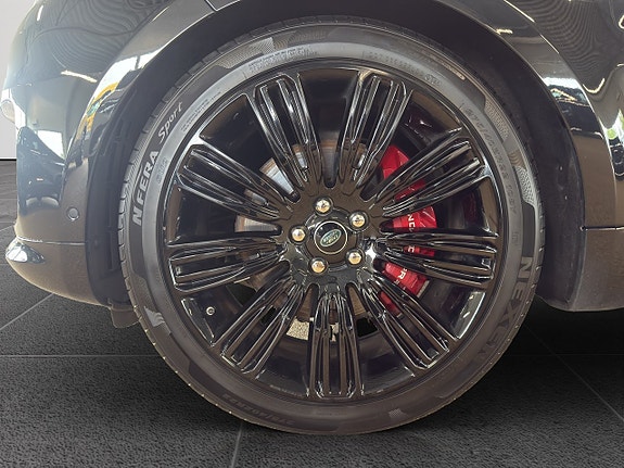 Land Rover Range Rover Sport 19 of 19