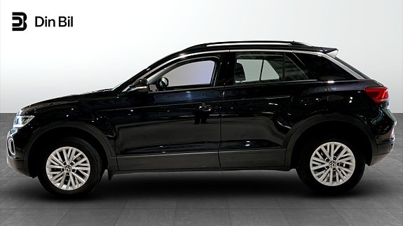 Volkswagen T-Roc 2 of 12