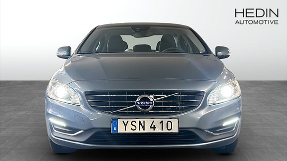 Volvo S60 8 of 8