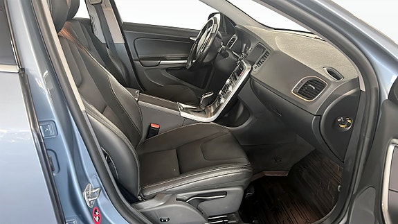 Volvo S60 3 of 8