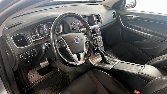 Volvo S60 5 of 8