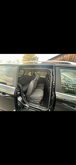 Ford Grand C-MAX 6 of 7