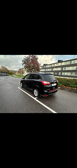 Ford Grand C-MAX 2 of 7
