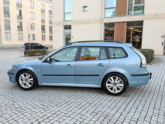 Saab 9-3 2 of 10